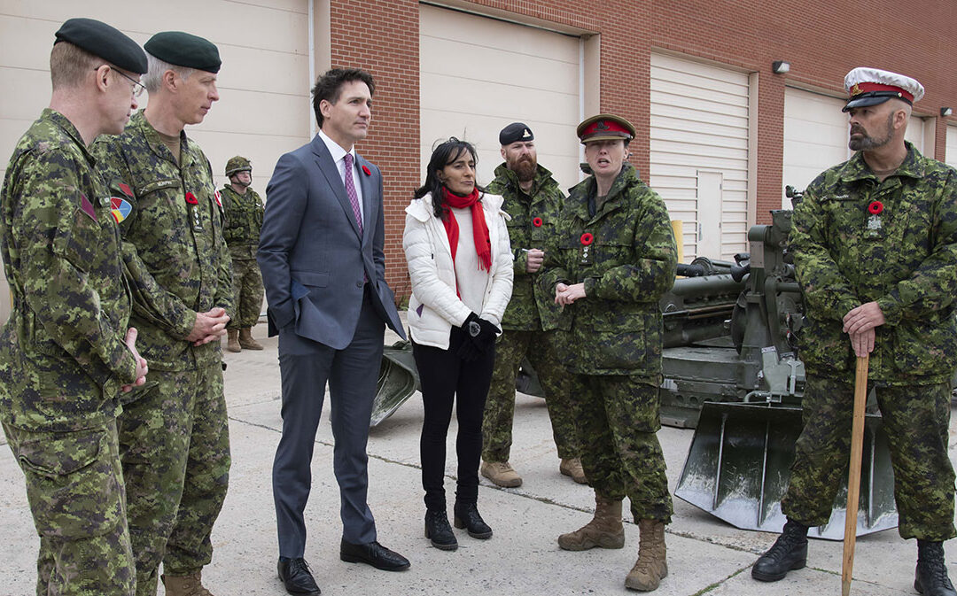 Justin Trudeau a visité le Centre d’instruction au combat